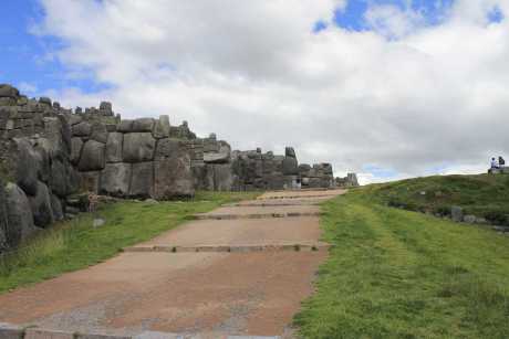 SACSAYHUAMAN